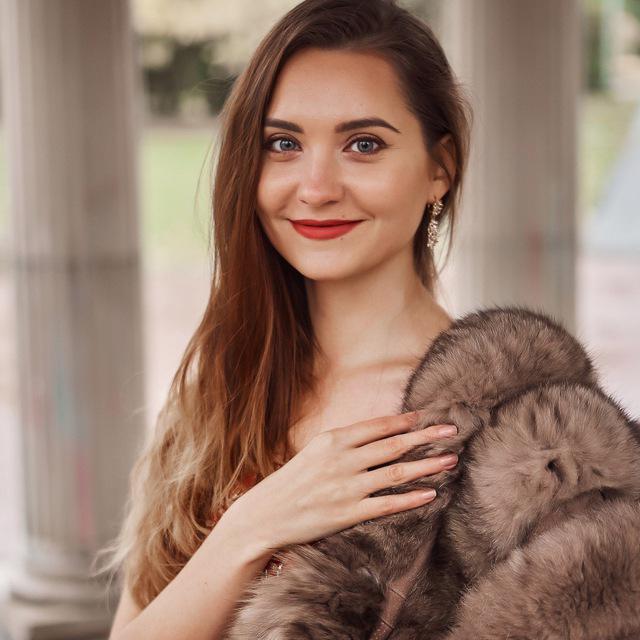 Елена Лазебникова